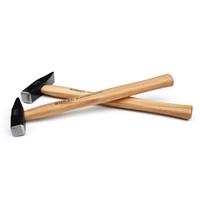 The locksmith's hammer with wooden handle is 500g