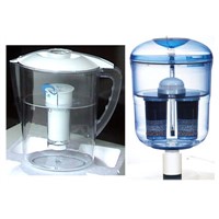 Water filter bottle