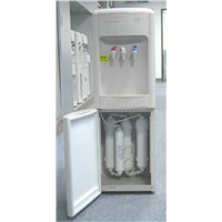 Water dispenser , with filtration system