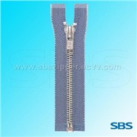 Metal Zipper (M505) Wearing