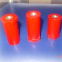 insulator connector