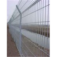 wire mesh fence