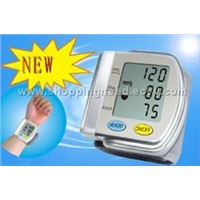 Wrist Full-automatic Speech Blood Pressure Meter