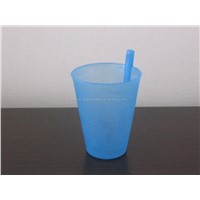 plastic cup with straw yx019