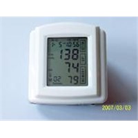 Blood pressure monitor