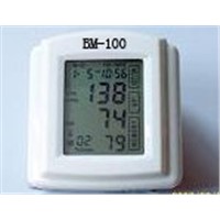 sell touch screen wrist blood pressure monitor BM-