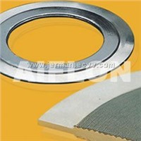 serrated gasket with outer ring