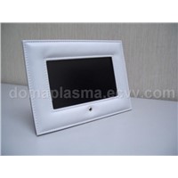 7" Digital Photo Frame w/ White Leather Frame