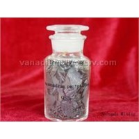vanadium pentoxide flakes
