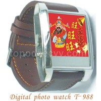 Digital photo watch