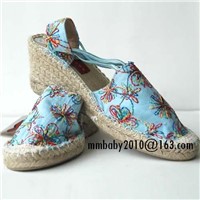 chinese embroider shoes 007