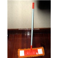 Microfiber chenille mop pocket system
