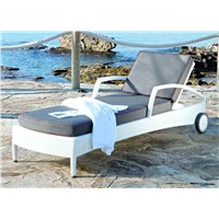 Outdoor Rattan Lounger