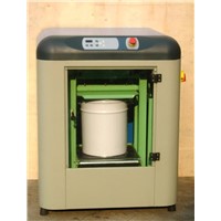 Automatic clamping paint shaker