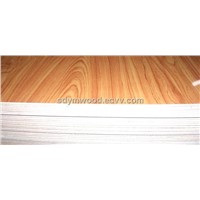 Polyseterplywood