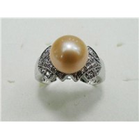 Freshwater pearls ring