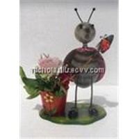 Metal beetle with pot, metal animal, metal garden decoration, metal craft pot