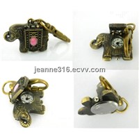 Elephantl keychain with quartz watch