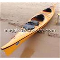 Rotomolding Kayak with LLDPE