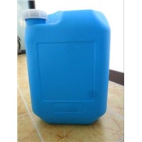 6 US gallon plastic containers