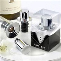 Top Hat Wine Pourer/Bottle Stopper