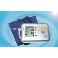 Blood pressure monitor
