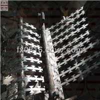 Galvanized Razor Barbed Wire Of BTO-12 blade type