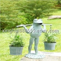 NEW Farmer Frog Planter Holder Flower Pot Garden Statue