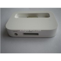 Universal docking station for iPhone 4