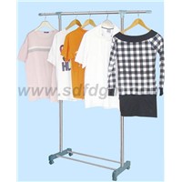 Extendable Single-Rail Garment Rack Stand