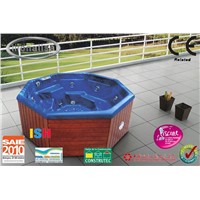 Luxury outdoor spa for 5 people