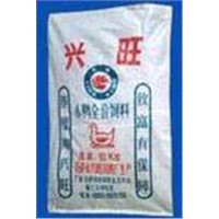 25 Kg of white PP feed bag