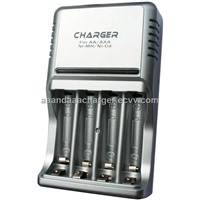 Manufacture Electric Trickle Charger for AA/AAA Rechargeable Batteries (TS-130)
