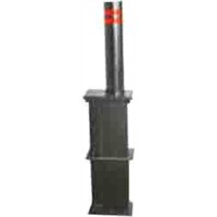 Removable bollard