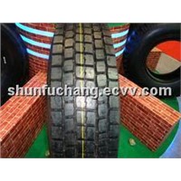 385 65R 22.5 truck tyre