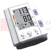 CE FDA  AKI-DP-1011 Wrist-type Automatic Blood Pressure Monitor
