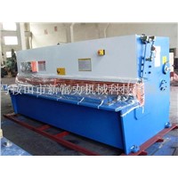 CNC hydraulic shearing machine