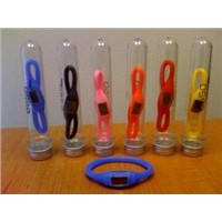 fashion silicone snap watches