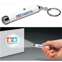 personalized promotional giveaways LED logo projector keychain light with cell batteries
