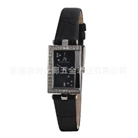Hot Selling Lady Fashion Watch with Genuine Leather