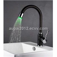 Single Handle Chrome Pull Down LED Kitchen Faucet With Black Color(L-5002)