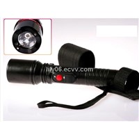 flashlight stun gun/self-defense baton/strong flashlgiht LED