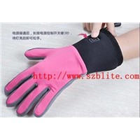 winter outdoor heated gloves