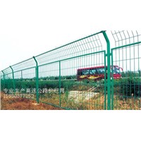 highway welded wire fence