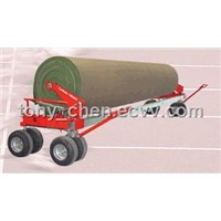 turf rooler with hydraulic lifter for the transport and installation of synthetic grass