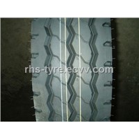 Radial truck tyre 10.00R20