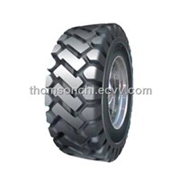 Monolith Brand Tyre Wide-Base Diagonal Tire for Engineering Equipment (HY-698)