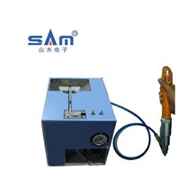 Auomatic locking screw machine