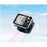 DDC- BP800W  Wrist digital blood pressure monitor with large LED display