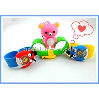 2013 Kids Promotional Gifts New Cartoon Slap Watches